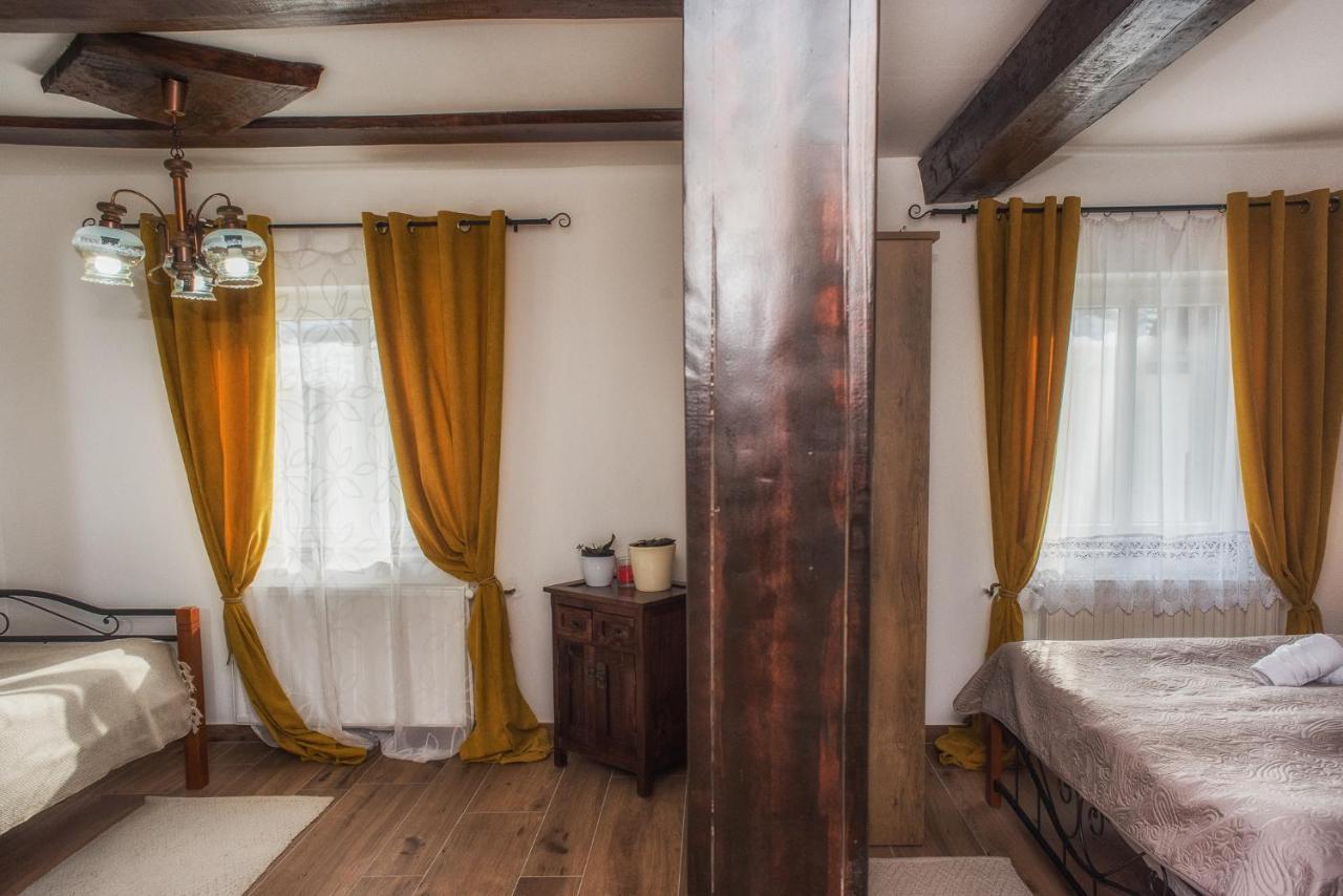Tri Mudraca Inn Karanac ห้อง รูปภาพ
